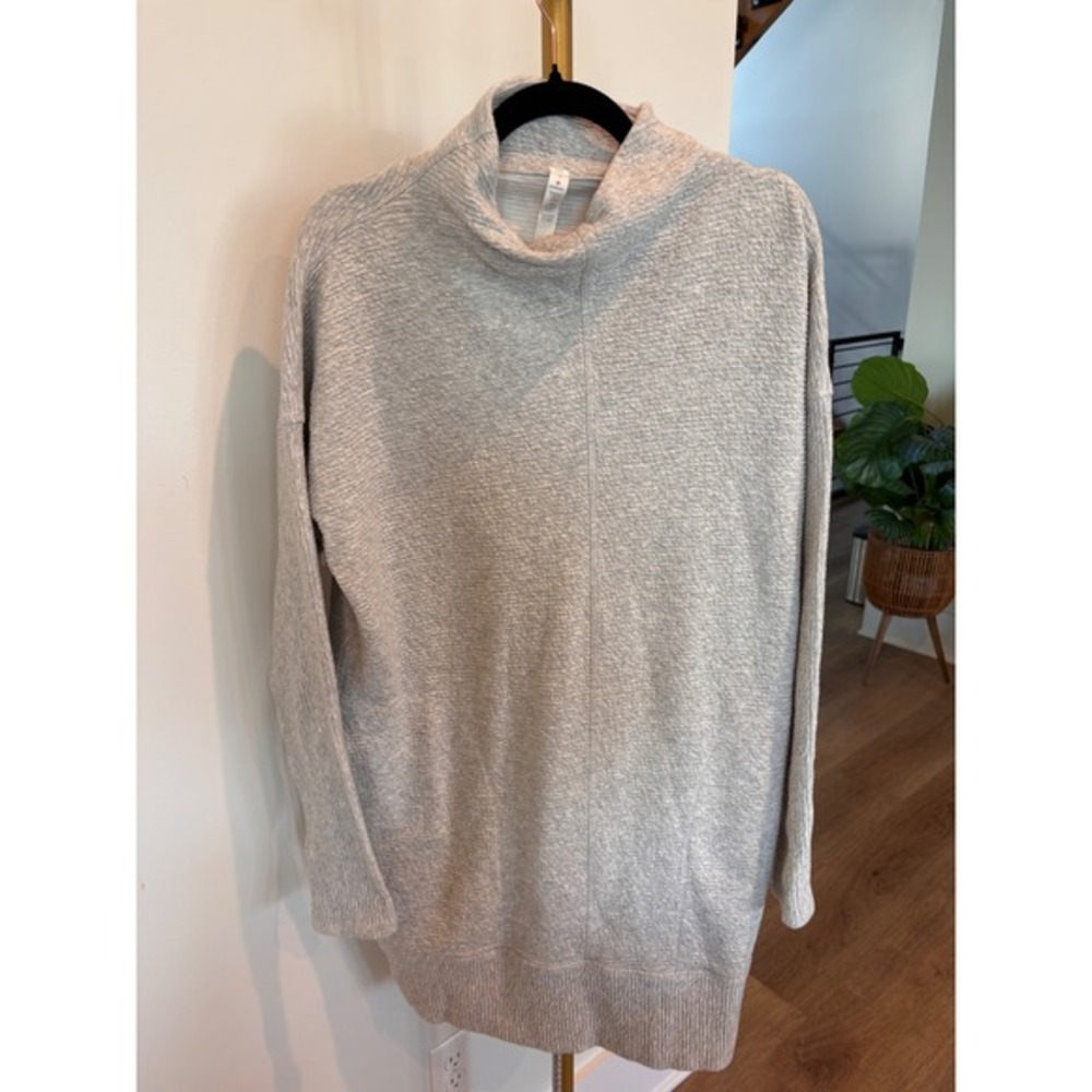Lululemon Textured Funnel Neck Tunic Sweater‎ Heathered Grey Size 10 Oversized